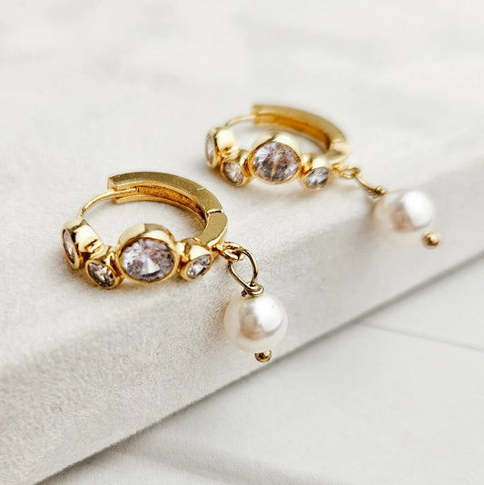 Elegant Gold Hoop Dangle Drop Earrings with Pearl 