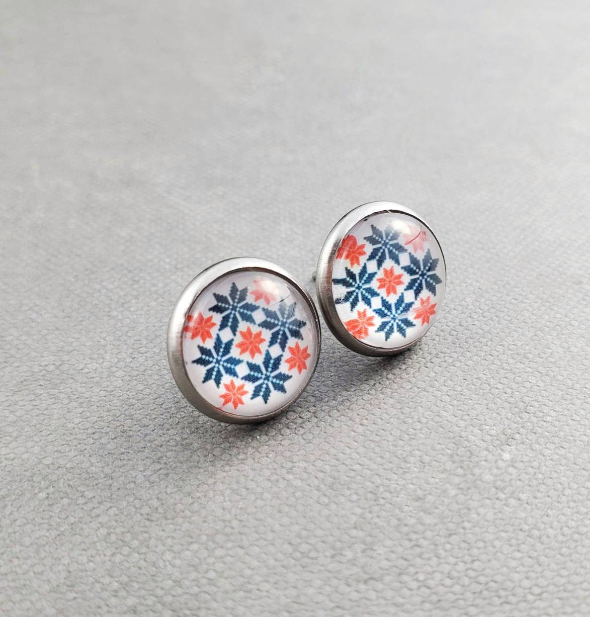 Snowflake Silver Stud Earrings, Hypoallergenic Silver Stud Posts, Holiday Jewelry for Her